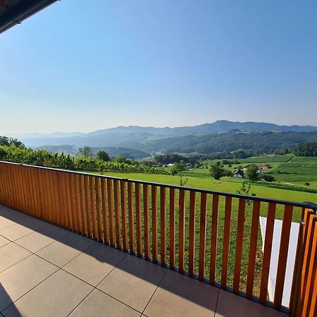 Villa Strtenica In The Vineyard Pristava pri Mestinju Eksteriør bilde