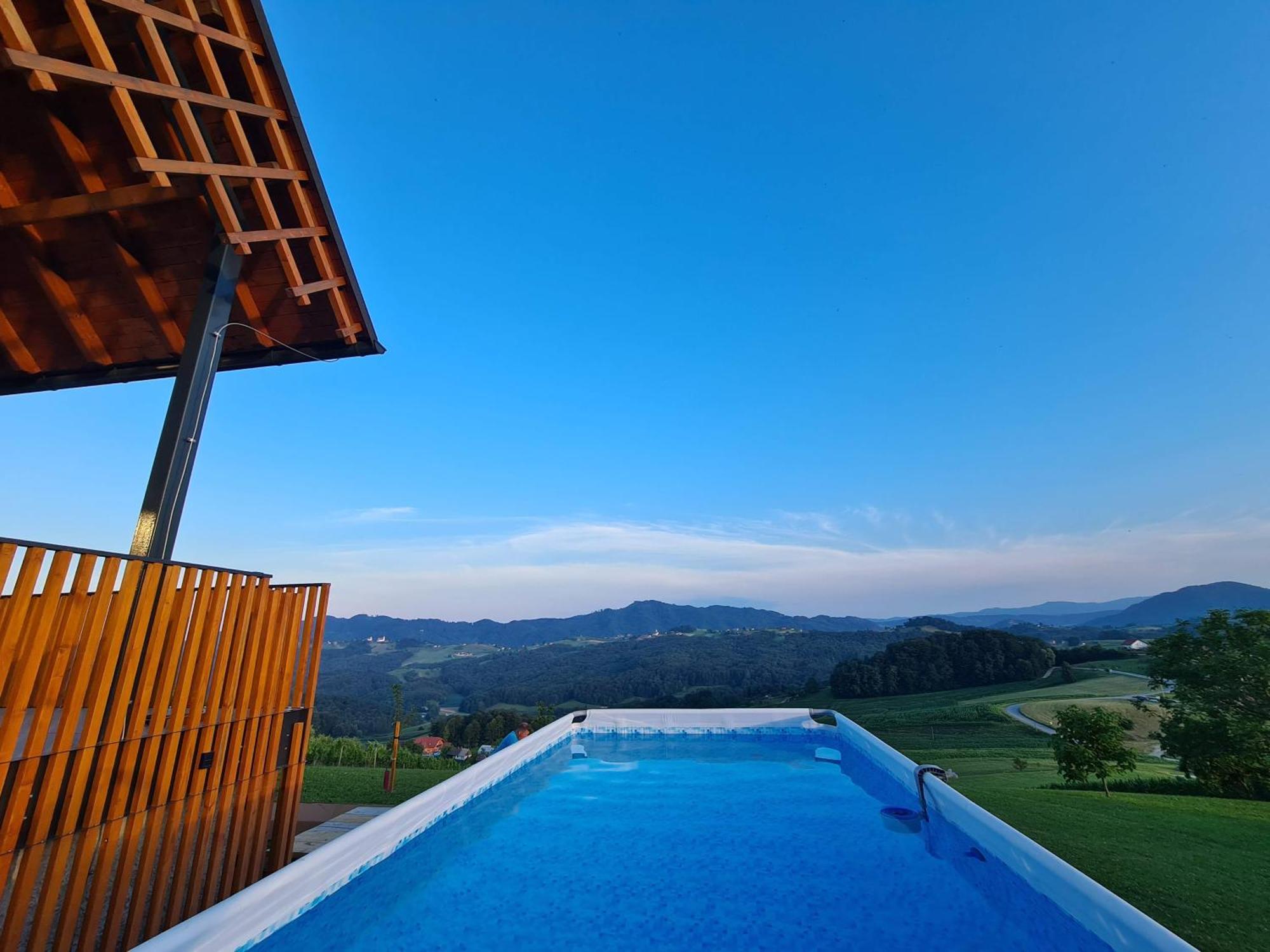 Villa Strtenica In The Vineyard Pristava pri Mestinju Eksteriør bilde